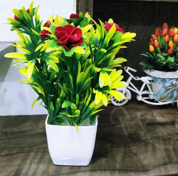 WOODZONE-ARTIFICIAL FLOWERS WITH PLASTIC VASE-GREEN ( PACK OF 4)